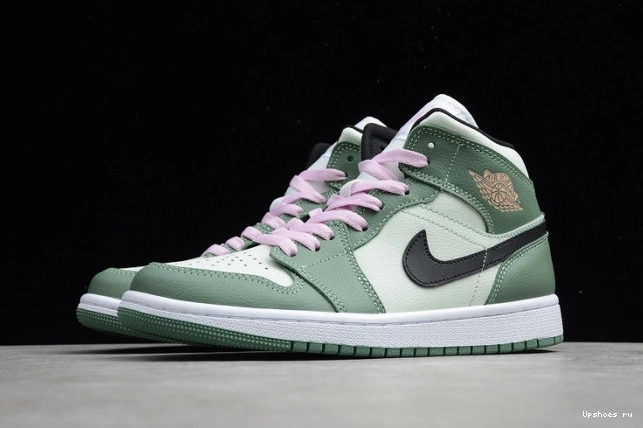 Dutch CZ0774-300 Green 1 Mid Jordan 0728